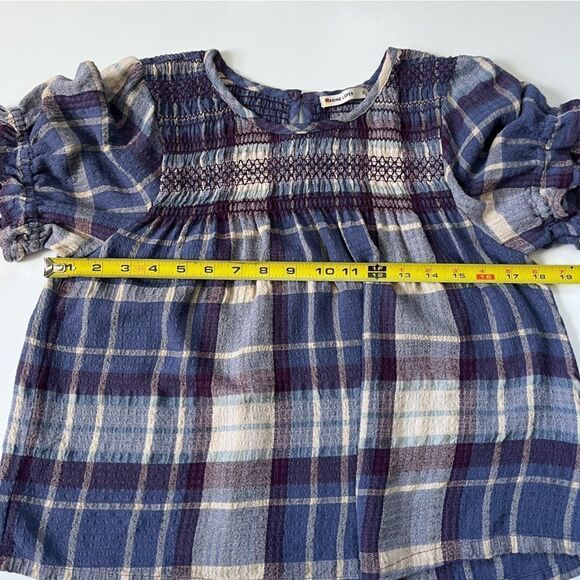 Marine Layer Elena Smocked Top Small - Picture 11 of 11